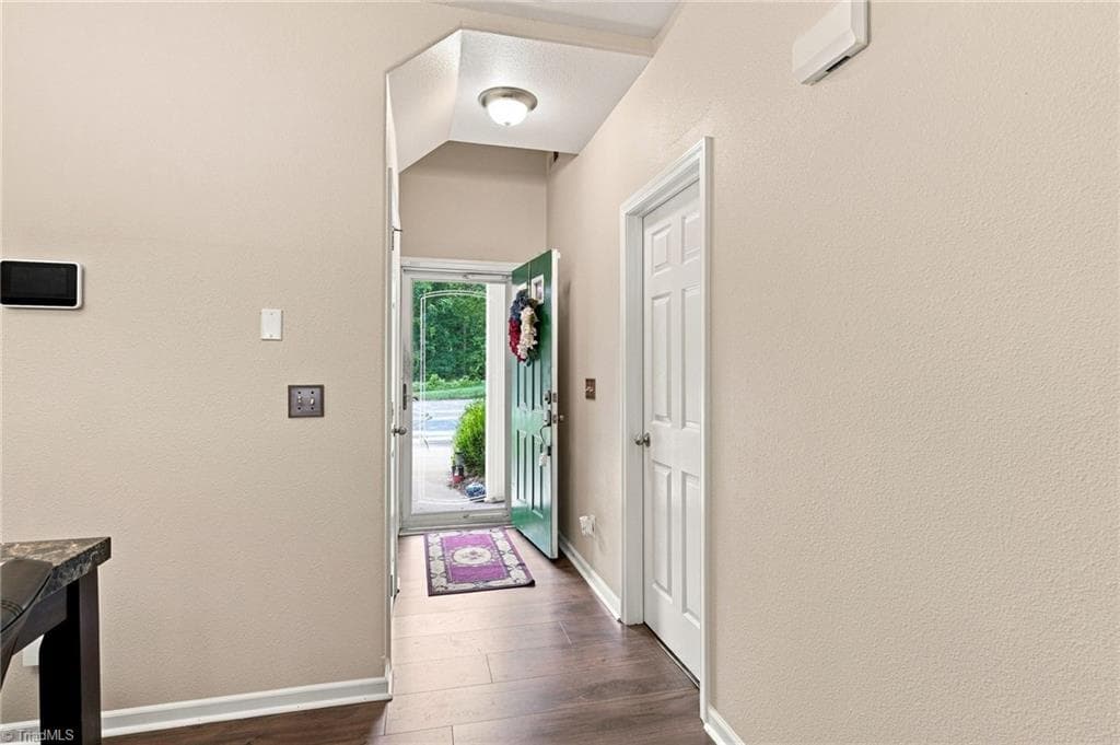 Stick/Site Built at 5757 Fox Ridge Lane, Winston-Salem NC 27104, Winston-Salem, photo 5 of 47
