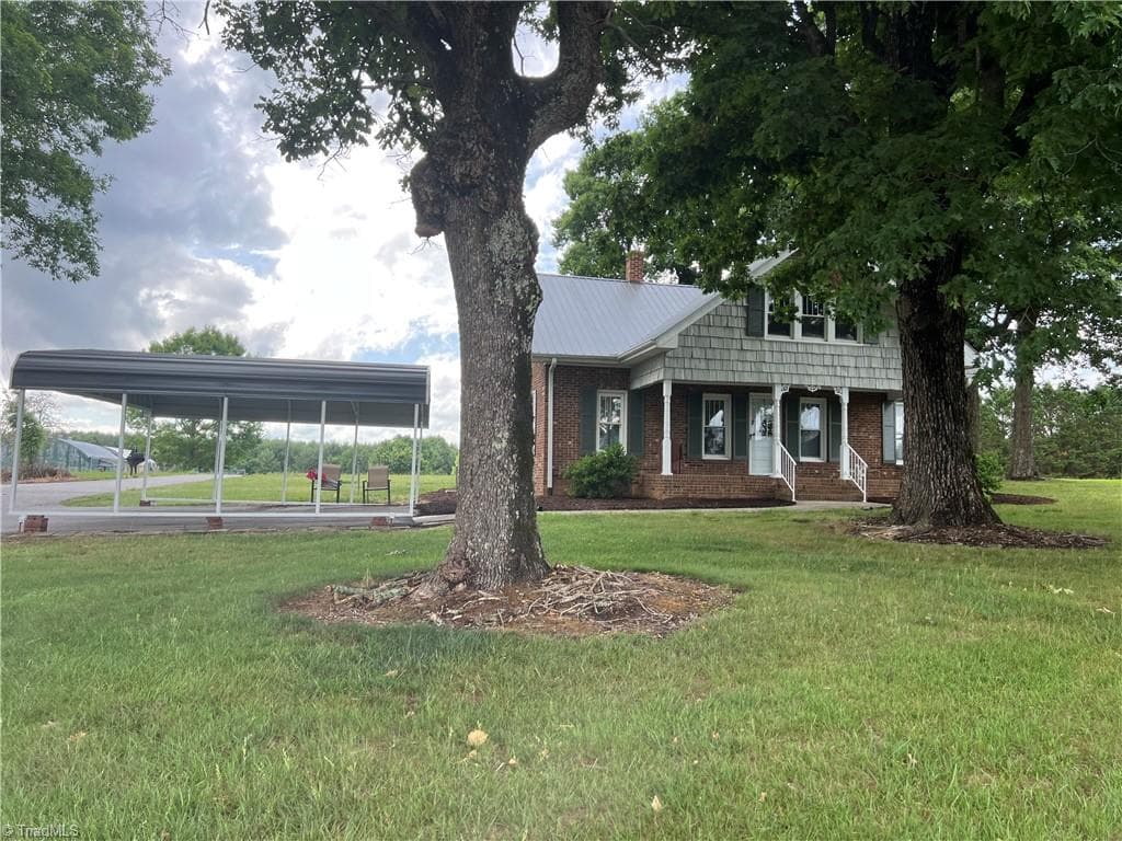 Stick/Site Built at 3798 Clingman Road, Ronda NC 28670, photo 2 of 23