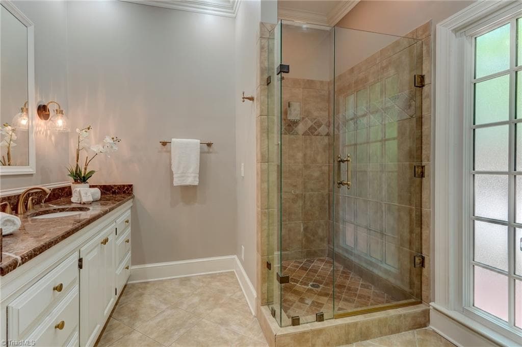 Stick/Site Built at 2706 Lake Forest Drive, Greensboro NC 27408, Greensboro, photo 20 of 50