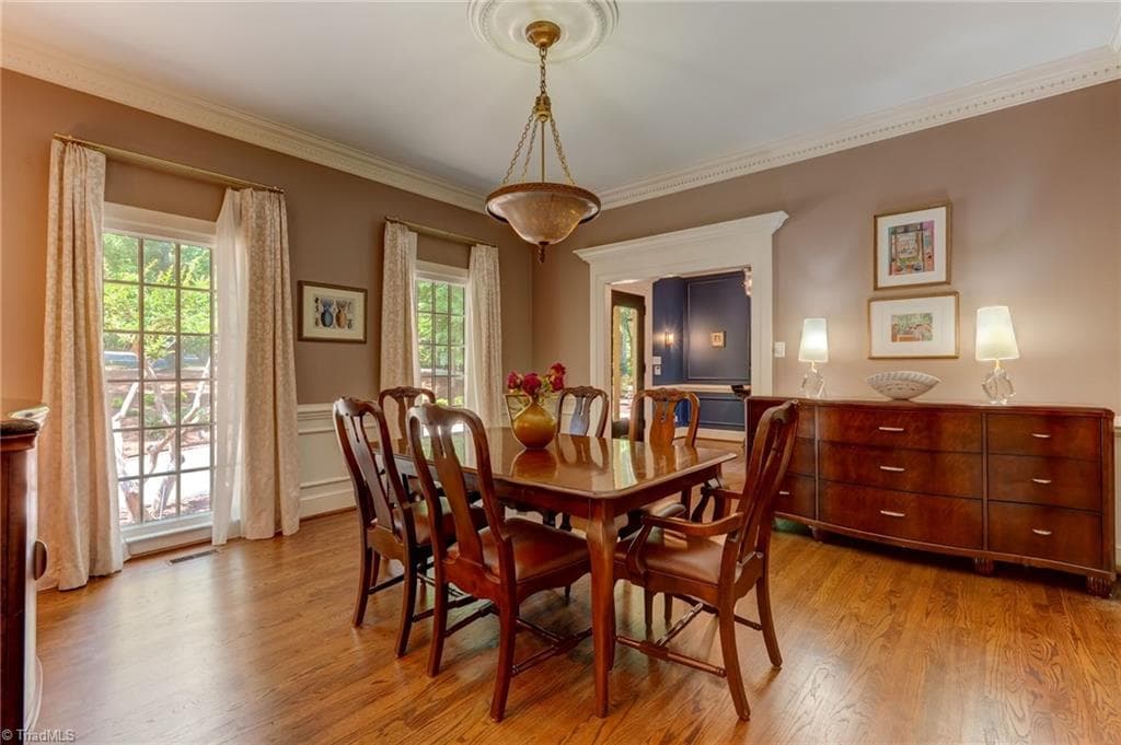 Stick/Site Built at 2706 Lake Forest Drive, Greensboro NC 27408, Greensboro, photo 10 of 50