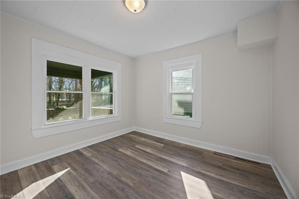 Stick/Site Built at 427 Wright Street, High Point NC 27262, photo 5 of 23
