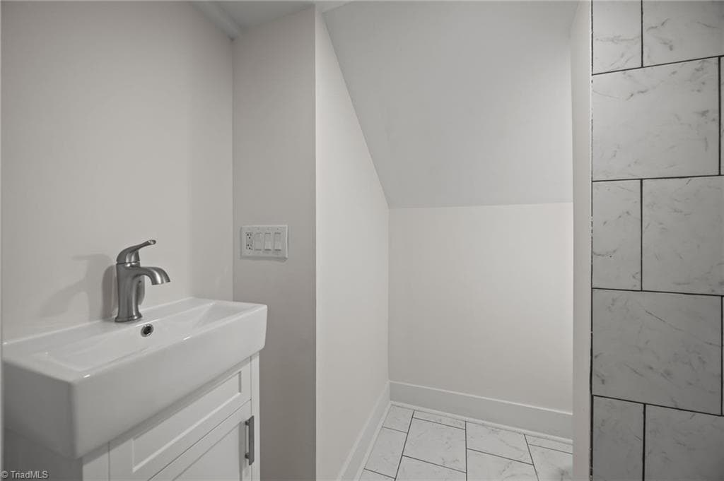 Stick/Site Built at 427 Wright Street, High Point NC 27262, photo 20 of 23