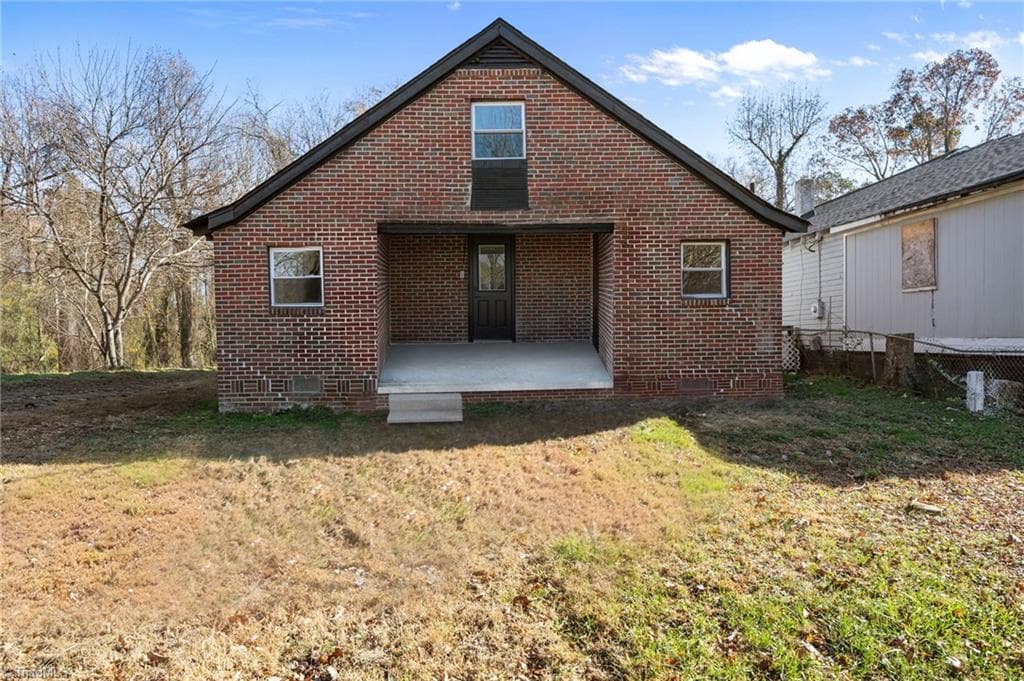 Stick/Site Built at 427 Wright Street, High Point NC 27262, photo 21 of 23