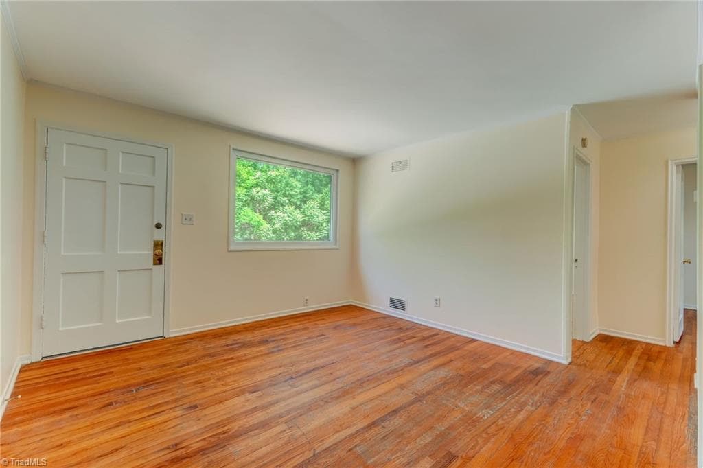 Stick/Site Built at 610 N Tremont Drive, Greensboro NC 27403, photo 5 of 21