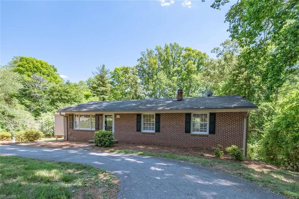 Stick/Site Built at 3155 Rainbow Avenue, Pfafftown NC 27023, Pfafftown, photo 18 of 19
