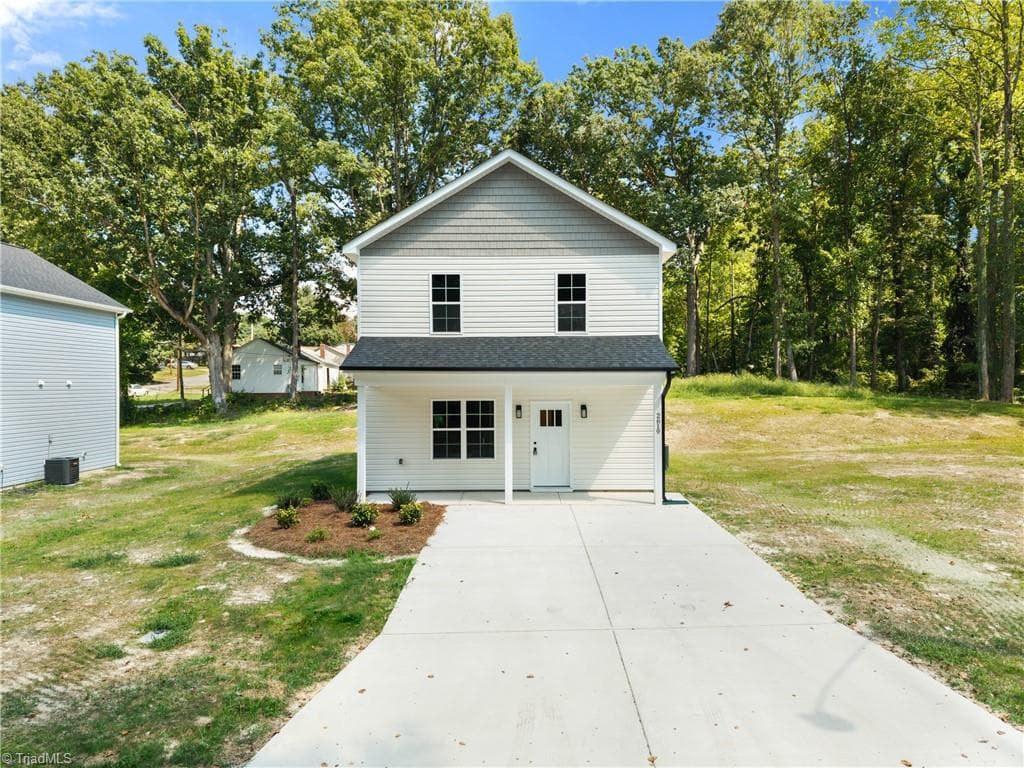 Stick/Site Built at 2619 Urban Street, Winston-Salem NC 27107, Winston-Salem, photo 2 of 23