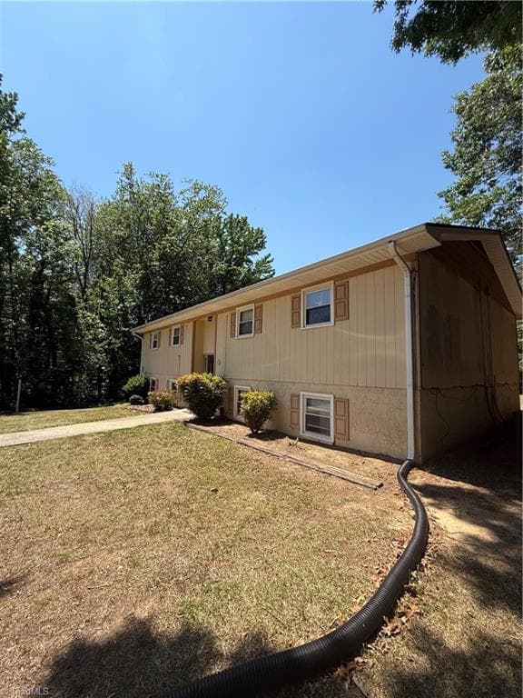 Quadruplex at 1893 Mount Carmel Church Road, Reidsville NC 27320, photo 3 of 8