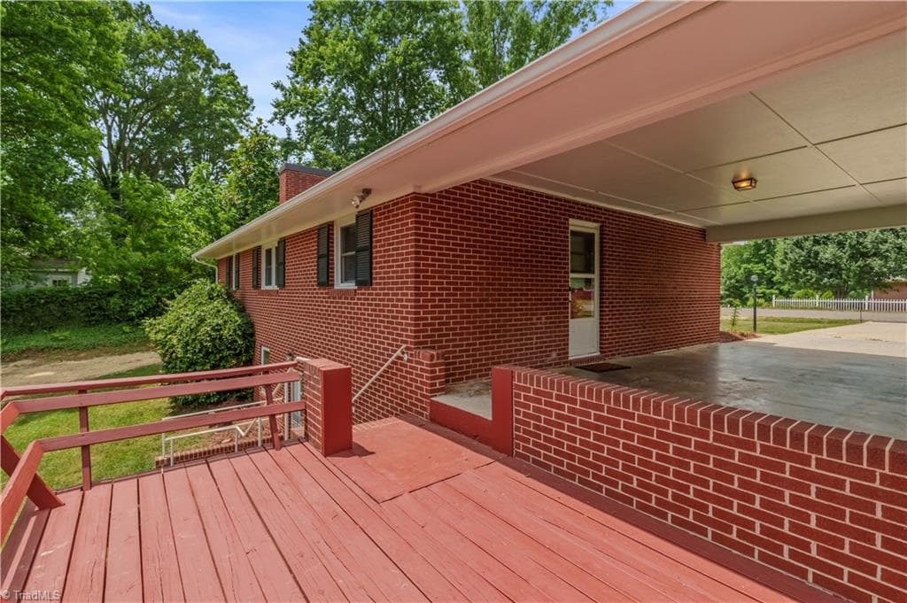 Stick/Site Built at 143 Gwynwood Drive, Mount Airy NC 27030, photo 8 of 30