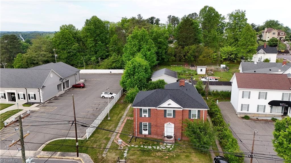 Apartment at 517 Willow Street, Mount Airy NC 27030, photo 17 of 24