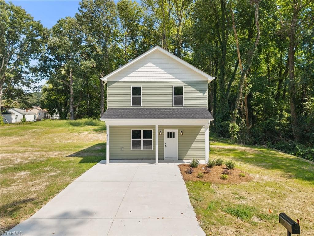 Stick/Site Built at 2635 Urban Street, Winston-Salem NC 27107, Winston-Salem, photo 2 of 23