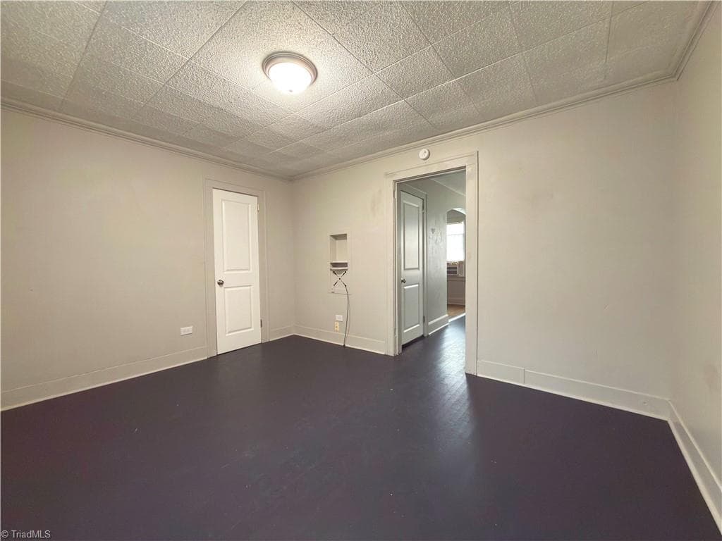 Apartment at 1007 Main Street, Mount Airy NC 27030, photo 9 of 16