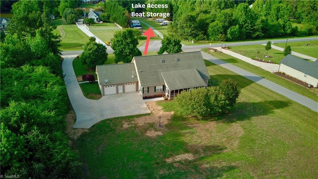Stick/Site Built at 2034 Waterford Pointe Road, Lexington NC 27292, photo 35 of 38
