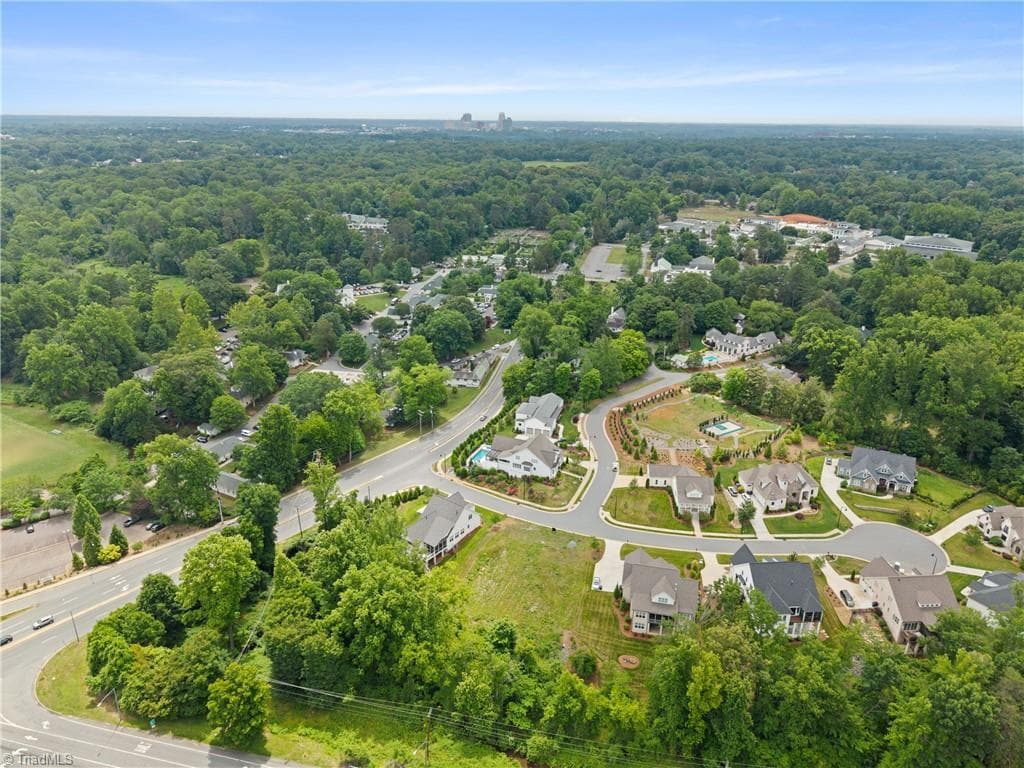Single Family Residence at 1517 Audubon Village Drive, Winston-Salem NC 27106, Winston-Salem, photo 2 of 7