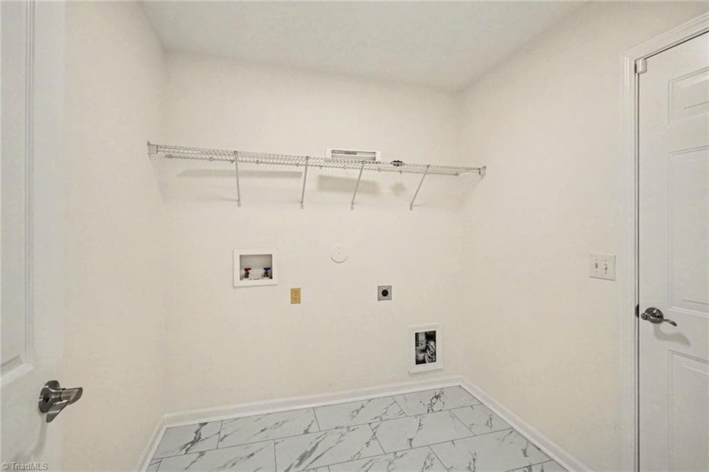 Stick/Site Built at 1915 Longburn Drive, Kernersville NC 27284, photo 17 of 25