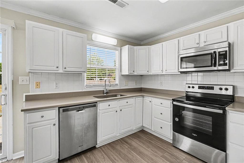 Stick/Site Built at 698 Retford Park Lane, Kernersville NC 27284, photo 10 of 23