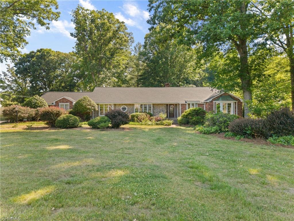 7960 Simmons Road, Rural Hall NC 27045