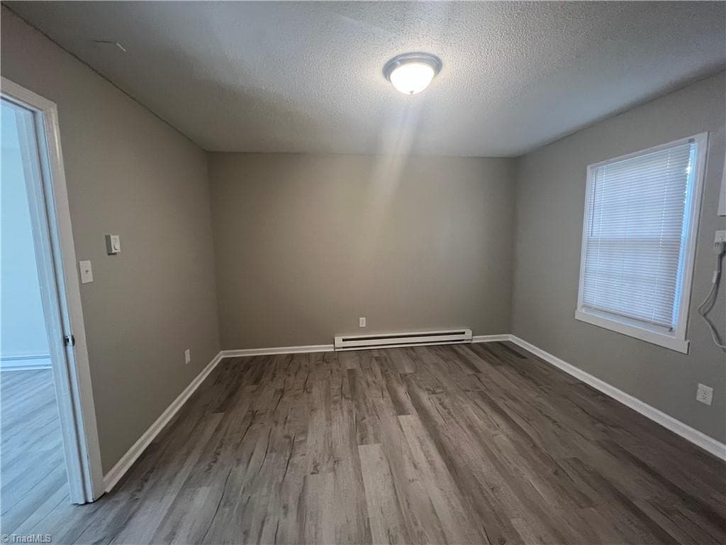 Apartment at 1955, 1967 Lakeview Road, Asheboro NC 27203, photo 5 of 8