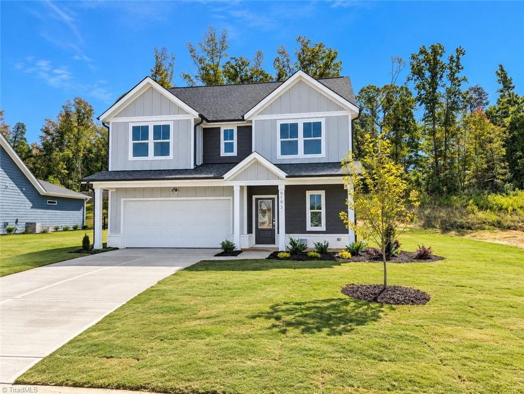 9193 Stoney River Lane, Kernersville NC 27284