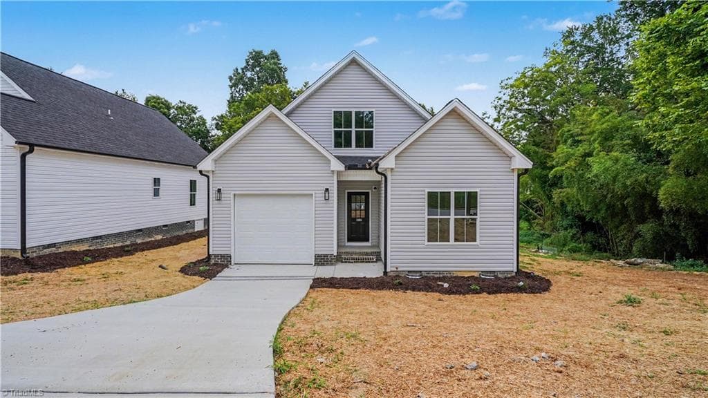 Stick/Site Built at 217 Lansdowne Street, High Point NC 27262, photo 2 of 32