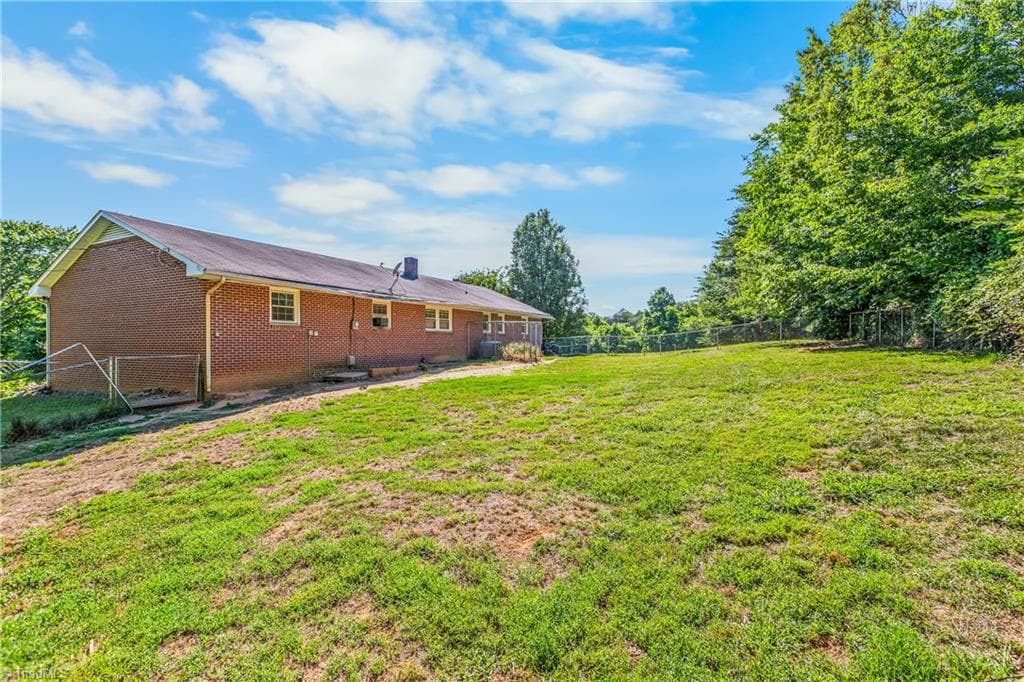 Stick/Site Built at 1129 Ziglar Road, Winston-Salem NC 27105, Winston-Salem, photo 23 of 26
