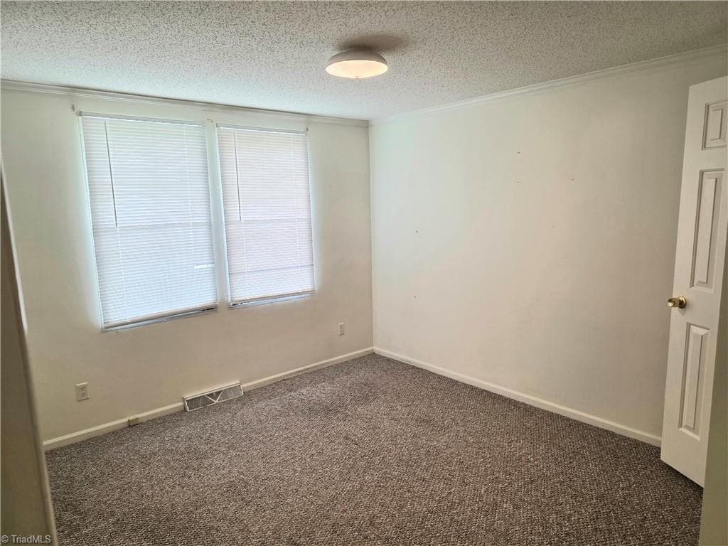 Manufactured Home at 1991 Hedrick Mill Road, Lexington NC 27292-7178, Lexington, photo 12 of 17