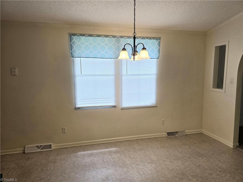 Manufactured Home at 1991 Hedrick Mill Road, Lexington NC 27292-7178, Lexington, photo 10 of 17