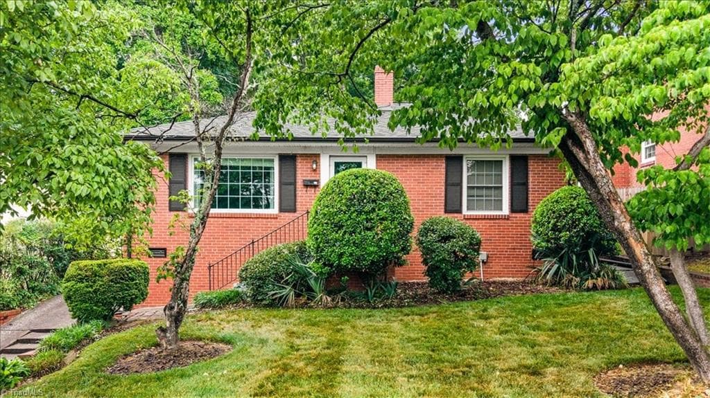 214 Mayflower Drive, Greensboro NC 27403