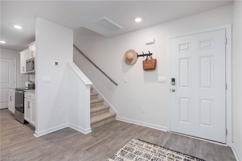Stick/Site Built at 4055 Yucca Avenue, Winston-Salem NC 27127, Winston-Salem, photo 2 of 32