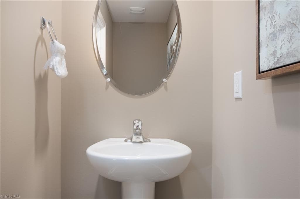 Stick/Site Built at 4055 Yucca Avenue, Winston-Salem NC 27127, Winston-Salem, photo 15 of 32