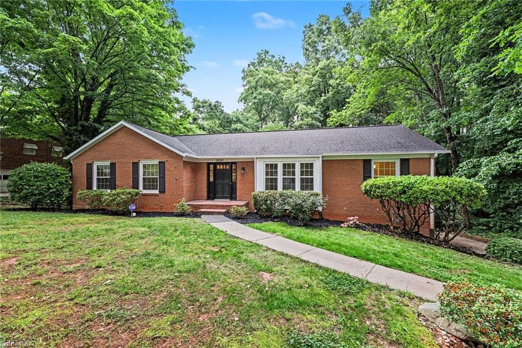 Stick/Site Built at 5021 Eastwin Drive, Winston-Salem NC 27104, Winston-Salem, photo 2 of 33