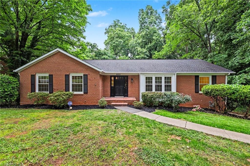 5021 Eastwin Drive, Winston-Salem NC 27104