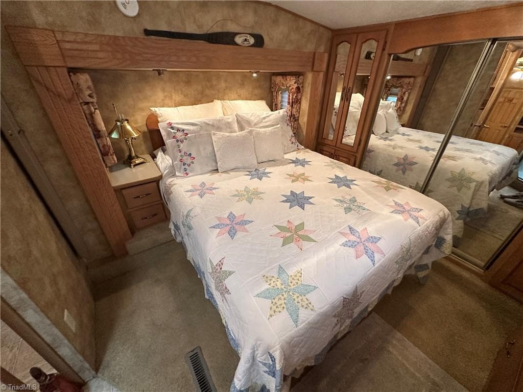 Manufactured Home at 114 Oak Street, New London NC 28127, photo 13 of 50