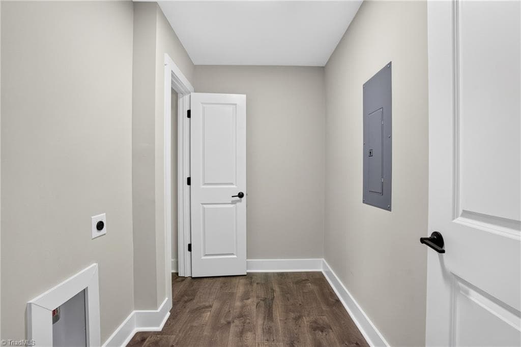 Stick/Site Built at 1313 Kearns Alley, High Point NC 27260, photo 25 of 42