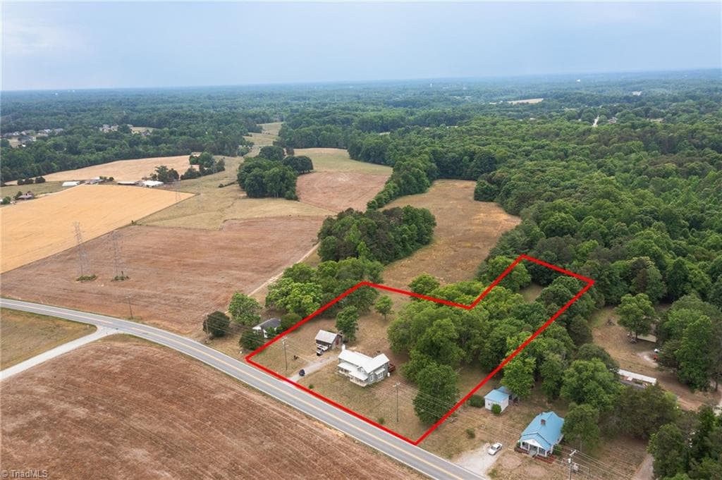 Stick/Site Built at 4681 Gumtree Road, Winston-Salem NC 27107, Winston-Salem, photo 39 of 42