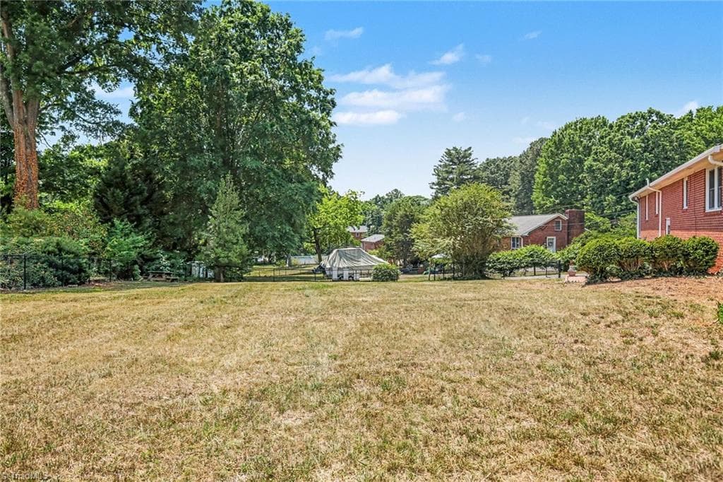 Stick/Site Built at 671 Dover Drive, Winston-Salem NC 27104, Winston-Salem, photo 20 of 22