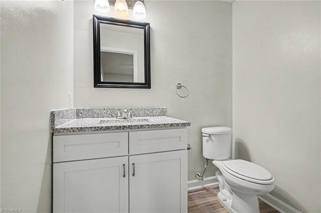 Stick/Site Built at 671 Dover Drive, Winston-Salem NC 27104, Winston-Salem, photo 19 of 22