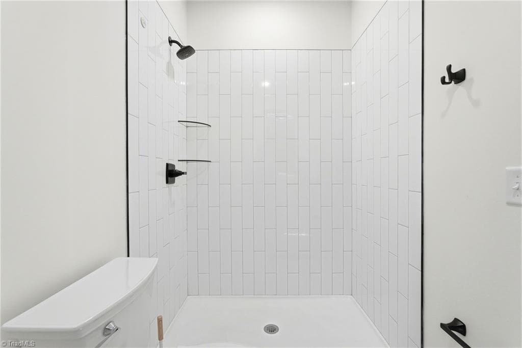 Stick/Site Built at 7606 Monty Drive, Kernersville NC 27284, photo 18 of 50