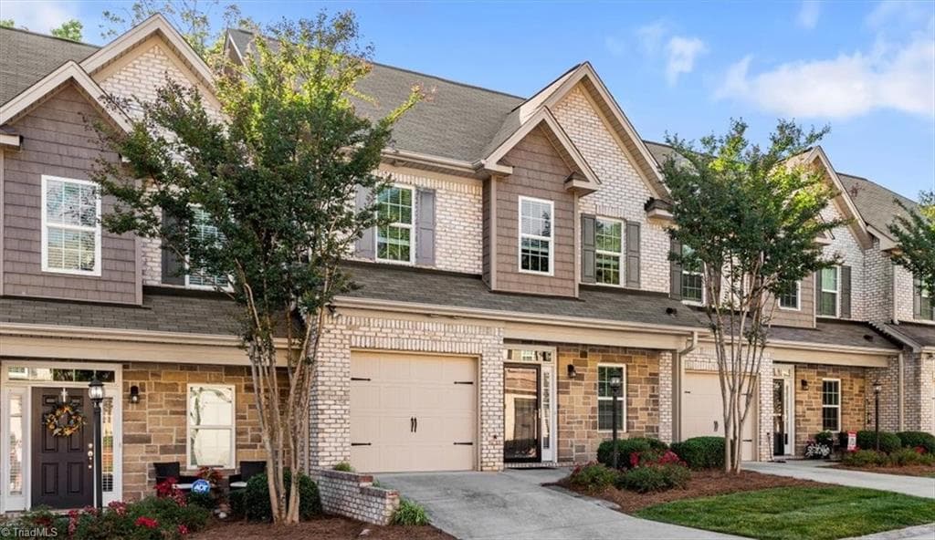 Stick/Site Built at 5 Pisgah Forest Circle, Greensboro NC 27455, photo 3 of 38