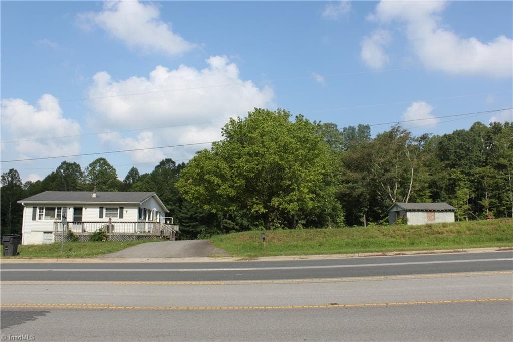 Remarks at 333 CC Camp Road, Elkin NC 28621, Elkin, photo 5 of 12