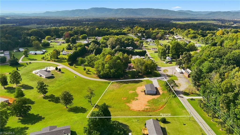 Manufactured Home at 103 Maple Glen Court, State Road NC 28676, State Road, photo 87 of 90