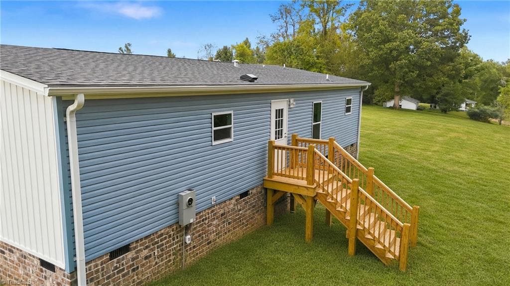 Manufactured Home at 1347 LITTLE ELKIN Church Road, Ronda NC 28670, photo 6 of 38