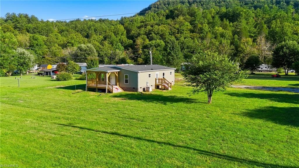 Manufactured Home at 7825 NC Highway 16, Millers Creek NC 28651, photo 40 of 41