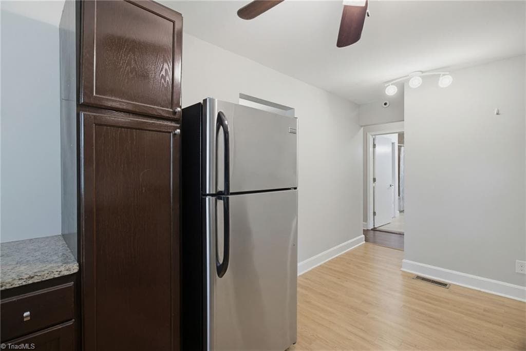 Stick/Site Built at 319 Dogwood Circle, High Point NC 27260, photo 11 of 30