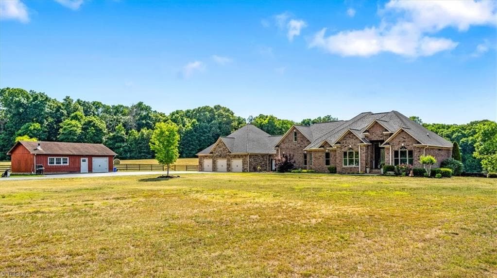 Stick/Site Built at 2925 Boy Wood Road, Graham NC 27253, photo 2 of 50