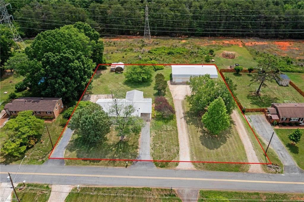 Stick/Site Built at 243 Farmingdale Avenue, Winston-Salem NC 27107, Winston-Salem, photo 42 of 49