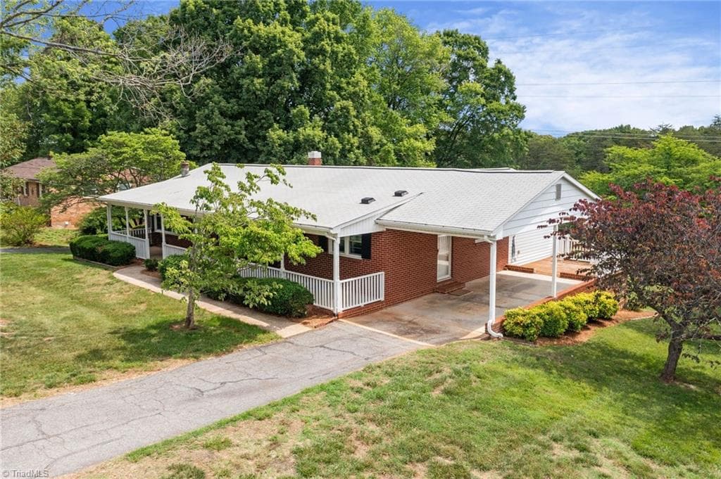 Stick/Site Built at 243 Farmingdale Avenue, Winston-Salem NC 27107, Winston-Salem, photo 41 of 49