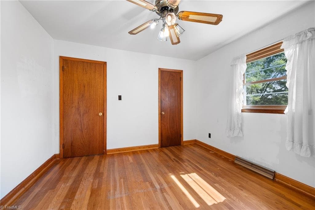 Stick/Site Built at 243 Farmingdale Avenue, Winston-Salem NC 27107, Winston-Salem, photo 25 of 49