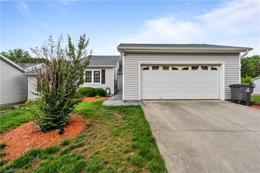 Stick/Site Built at 511 Westpark Circle, Winston-Salem NC 27103, photo 10 of 50