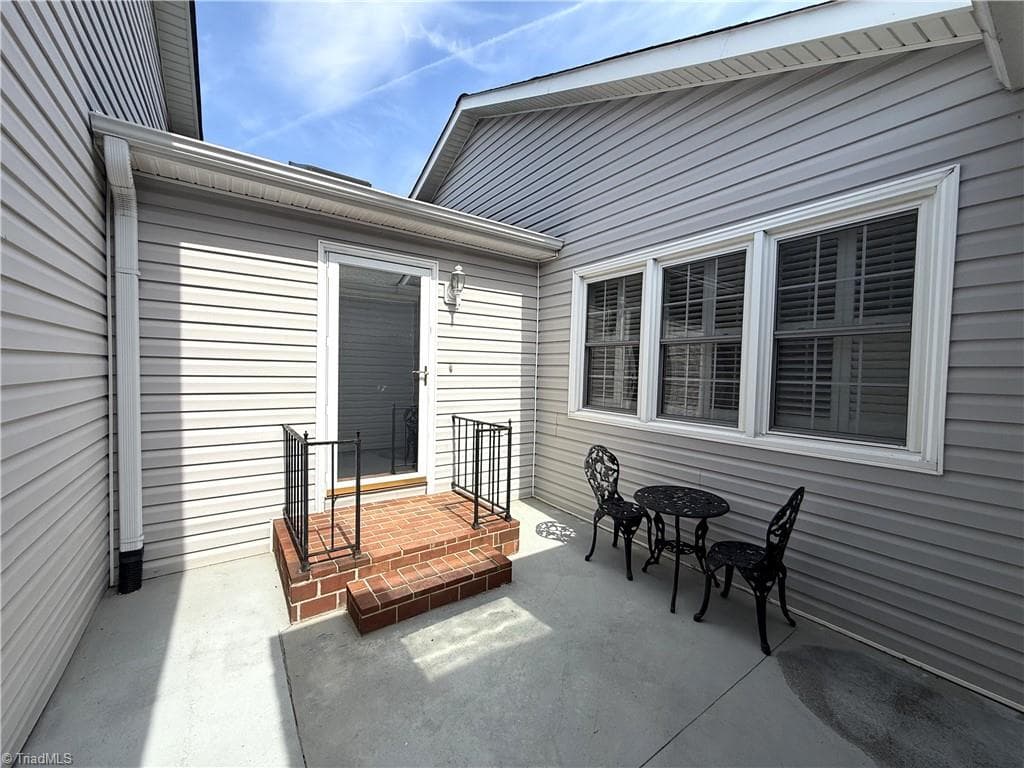 Stick/Site Built at 511 Westpark Circle, Winston-Salem NC 27103, photo 14 of 50