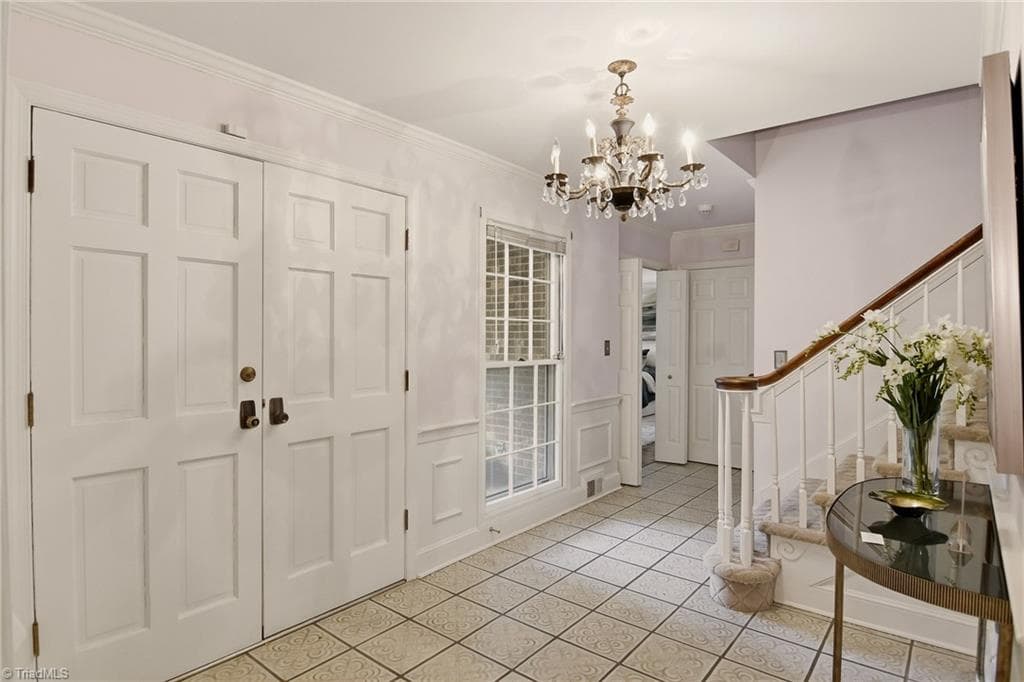 Stick/Site Built at 612 Hertford Road, Winston-Salem NC 27104, Winston-Salem, photo 5 of 48